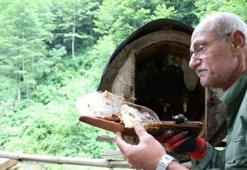 Kilosu 600 lira olan karakovan balı yok satıyor
