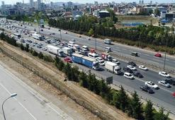 İstanbul’da bayram tatili trafiği, havalimanında da yoğunluk başladı!