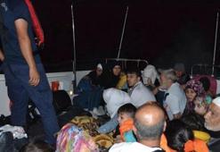 Dikili açıklarında 75 kaçak göçmen yakalandı