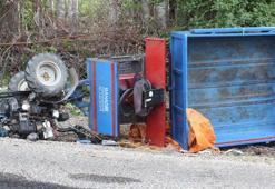 Devrilen tarım aracının sürücüsü öldü