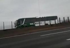 Brezilya’da silahlı bir kişi 32 yolcuyu rehin aldı