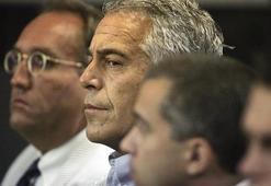 Jeffrey Epstein kadınları birbirleriyle evlenmeye zorlamış