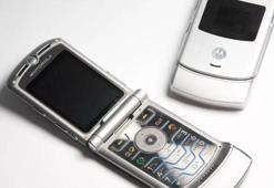 Motorola RAZR geri dönüyor!
