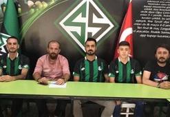 Bekir İrtegün Sakaryaspor'a imza attı