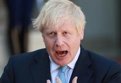Boris Johnson 21 muhalif milletvekilini partisinin meclis grubundan  ihraç etti