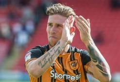 Hull City'li Angus MacDonald kanser olduğunu duyurdu
