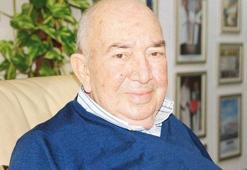 Türken İnanoğlu hastaneye kaldırıldı!