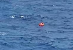 Lüks yat su almaya başladı,imdat çağrılarına yolcu gemisi cevap verdi