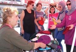 Ünlü oyuncu Fatma Belgen, pazarda bere satıyor!