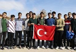 Öğrencilerden gönüllü askerlik başvurusu