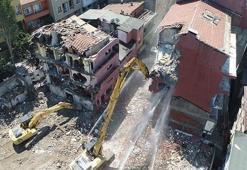 Yer: İstanbul… Enkazdaki paralar 6 ay sonra bulundu!