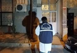 Arkadaşlarıyla vakit geçiren genç odada ölü bulundu