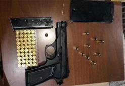 10 ilde "Hayalet silah" şebekesine operasyon: 4'ü polis 75 gözaltı