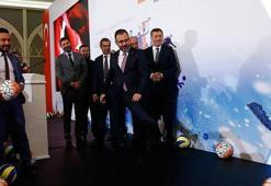 Selçuk ve Kasapoğlu, Öğretmenler Kupası'nı tanıttı