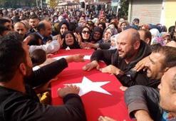 Lise arkadaşının şehadet haberini verirken gözyaşlarını tutamadı