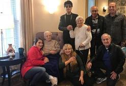Yılmaz Morgül'den Amerika'da huzurevi ziyareti