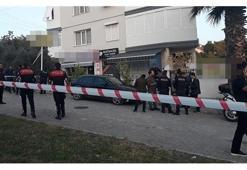 Eşini kıskandı, güzellik salonunda dehşet saçtı