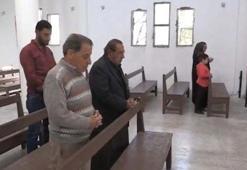 Teröristler kiliseye zarar verdi! Milli Savunma Bakanlığı onardı