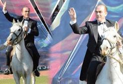 'Atatürk'e en çok ben benziyorum' kavgası...