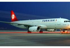 Uçak pistten çıktı; yolcular tahliye edildi