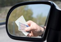 Ehliyet yenilemede son gün ne zaman? Ehliyet yenileme evrakları nelerdir, yenileme ücreti nereye yatırılır?