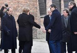 Angela Merkel düşme tehlikesi geçirdi