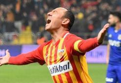 Umut Bulut takımdan ayrılıyor!