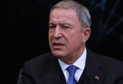 Bakan Akar, yeni askerlik sistemini değerlendirdi