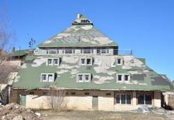 Cem Uzan&#39;a k&#246;t&#252; haber! Satıldı...