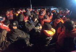Balıkesir'de lastik botta 35 kaçak göçmen yakalandı
