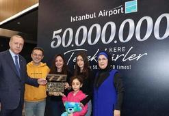 50 milyonuncu yolcuya hediyelerini Cumhurbaşkanı Erdoğan verdi