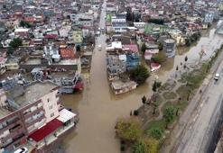 Adana göle döndü! Okullar tatil edildi