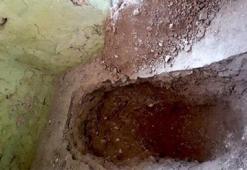 Yüz yıldır adak adanan kültür envanterindeki türbe boş çıktı