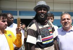 Göztepe'de adaylardan biri de Adebayor