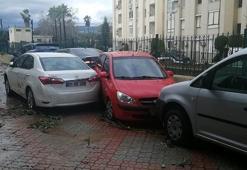 Mersin'de sel: İki kişi hayatını kaybetti