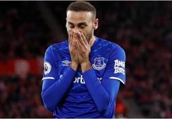 Crystal Palace, Cenk Tosun transferini bitiriyor