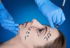 Sarkan yanak ve çene için en etkili yöntem...