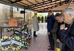 KKTC'de şok! Türk bakanın dayısını İngiliz mezarlığına defnettiler