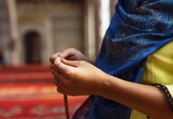 Ay tutulması bugün saat kaçta? Ay tutulması (husüf) namazı nasıl kılınır?