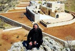 Mardin'de tutuklanan rahip, teröristleri manastırda saklamış