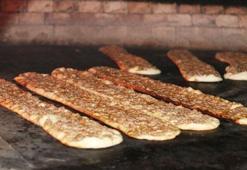 Sivaslı etli ekmek, Avrupa yolunda