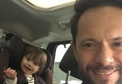 Özgün ve Ediz'in karne pozu