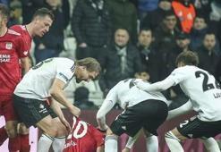 Caner Erkin'den Sivassporlu oyuncunun sırtına 'elti tokadı'