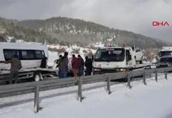 Karayolunda zincirleme kaza!Ulaşım durdu