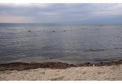 Balıkesir'de deniz suyu 2 metre çekildi