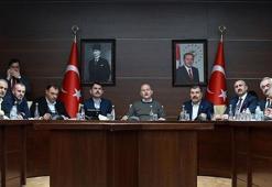 Bakanlar deprem bölgesinde... İşte son durum