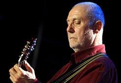 İlhan Şeşen 14 Şubat'ta sahnede