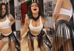 Bella Thorne'dan kalça dansı!