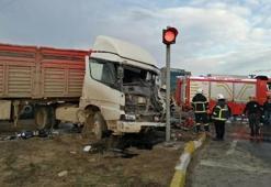 Aksaray'da korkutan kaza! TIR'lar çarpıştı
