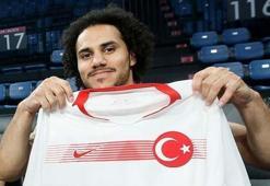 Shane Larkin kimdir? Shane Larkin boyu ve yaşı kaç? Türkçe ismi belli mi?
